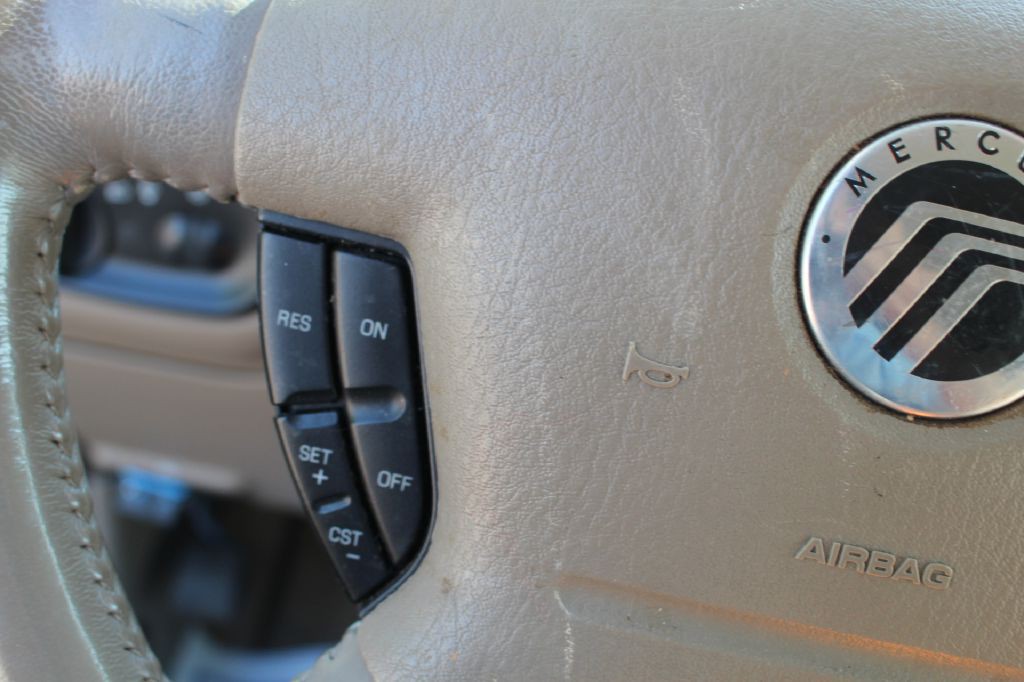 2004 Mercury Mountaineer Image 14