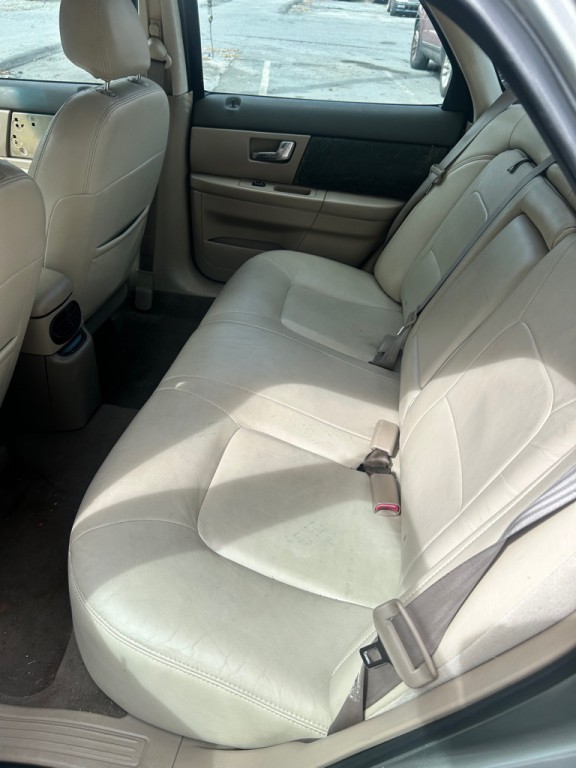 2002 Ford Taurus Image 6