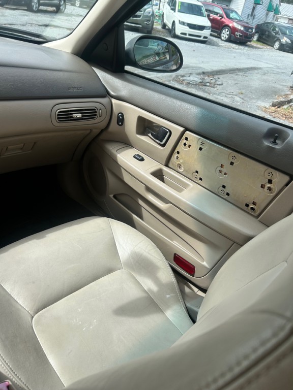 2002 Ford Taurus Image 8
