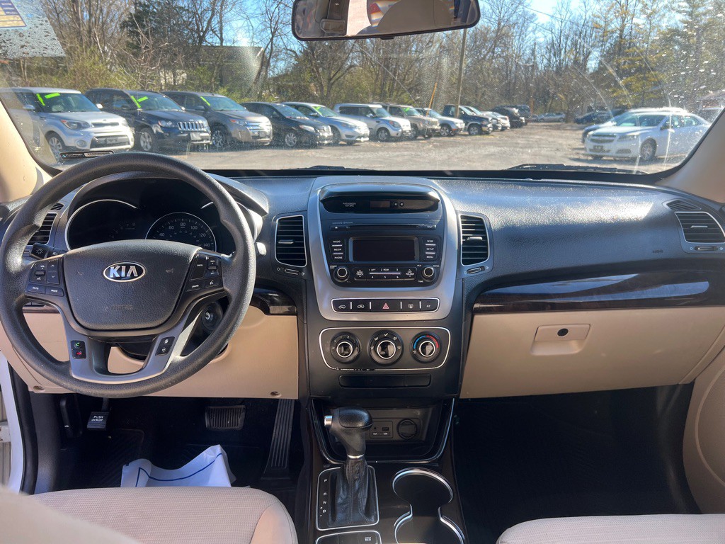 2014 Kia Sorento Image 8