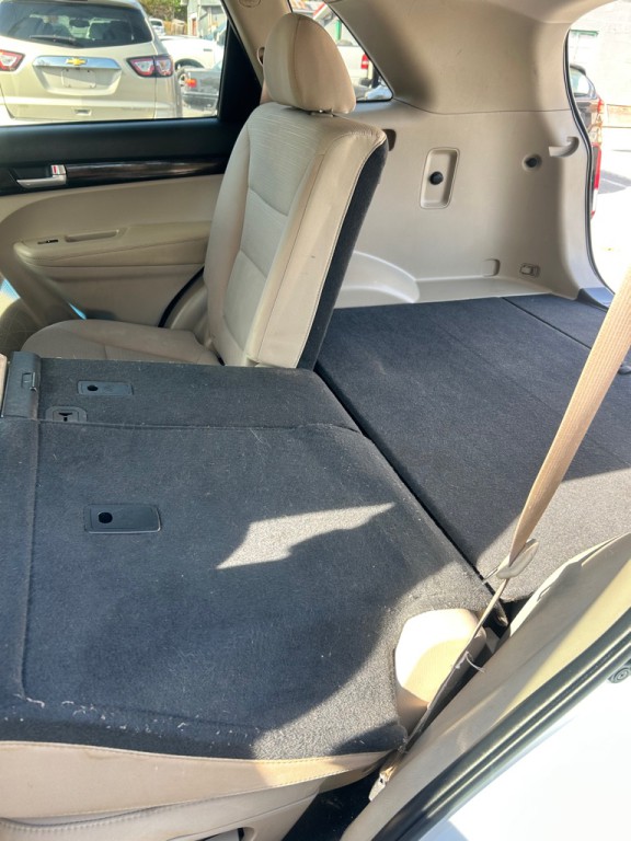 2014 Kia Sorento Image 9