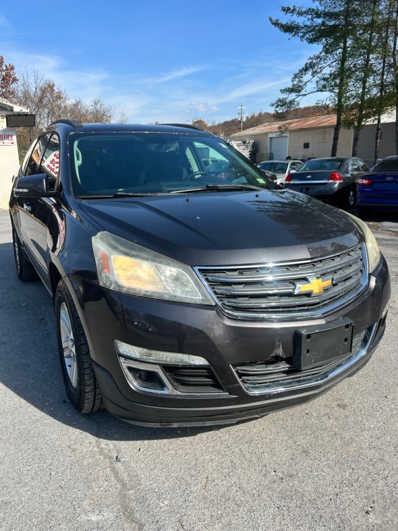 2013 Chevrolet Traverse Image 2