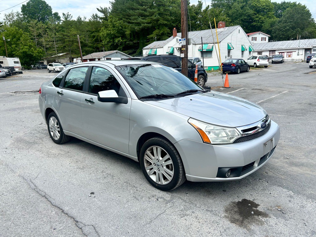 2010 Ford Focus Image 3