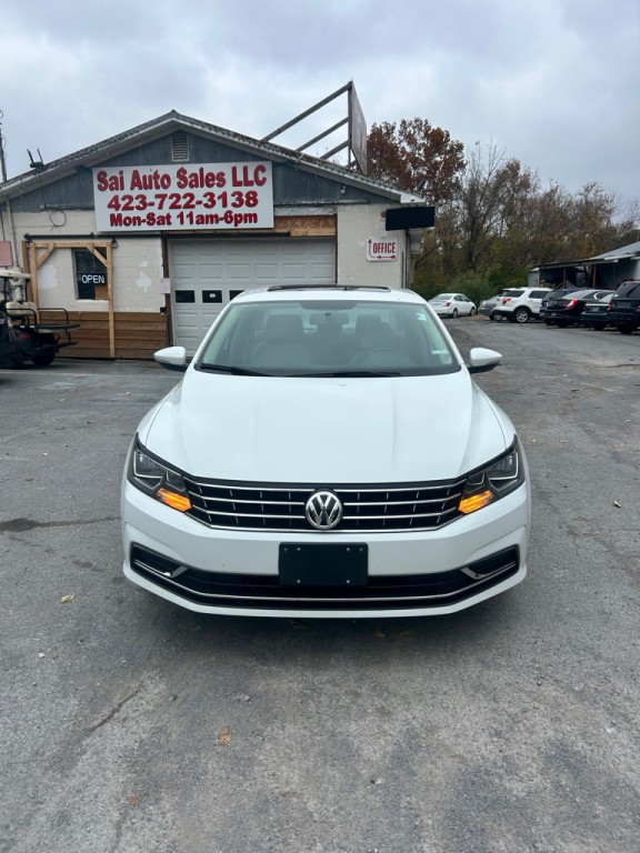 2016 Volkswagen Passat Image 2