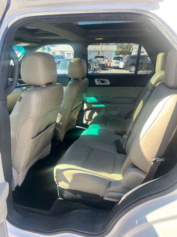 2015 Ford Explorer Image 5