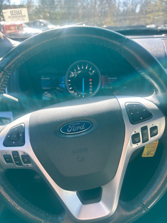 2015 Ford Explorer Image 8