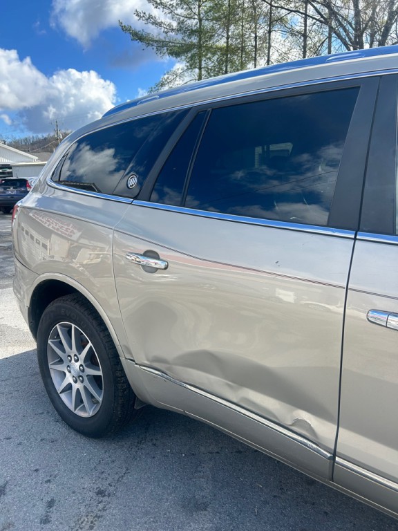 2016 Buick Enclave Image 4