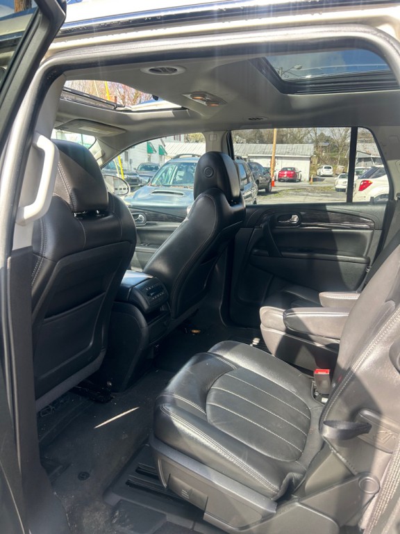 2016 Buick Enclave Image 7