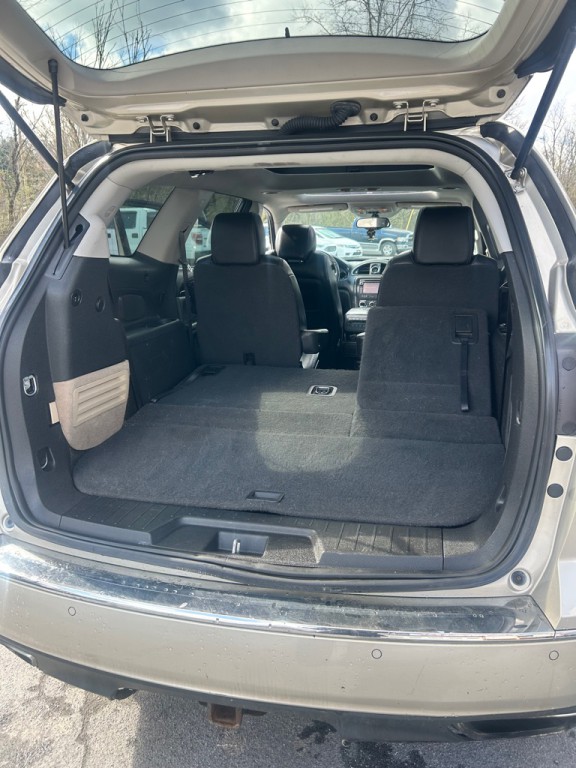 2016 Buick Enclave Image 10