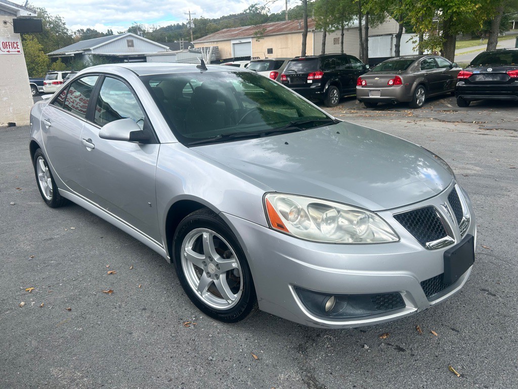 2009 Pontiac G6 Image 3