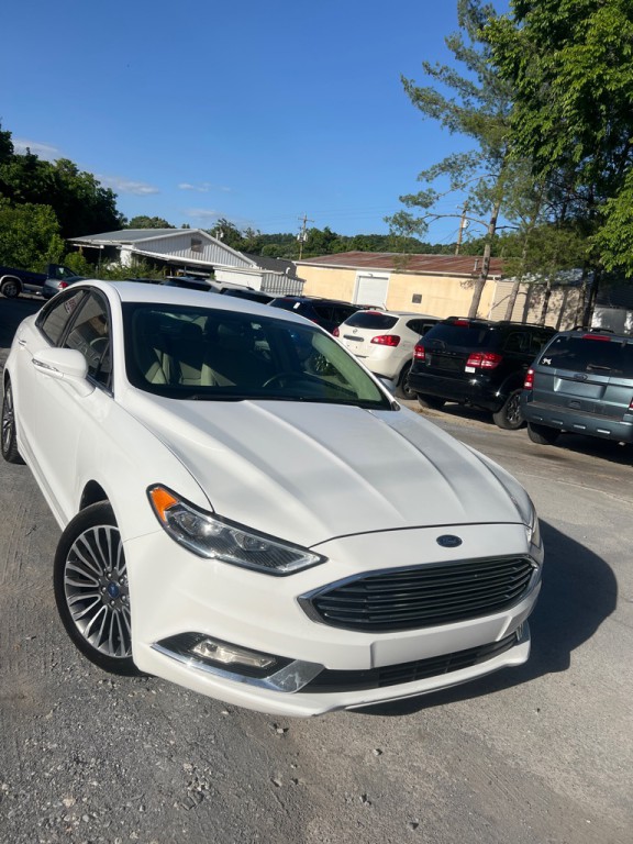 2017 Ford Fusion Image 1