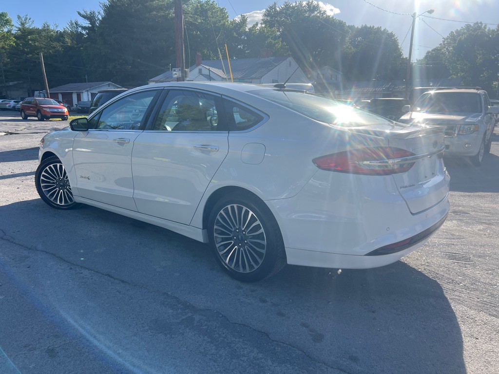 2017 Ford Fusion Image 4