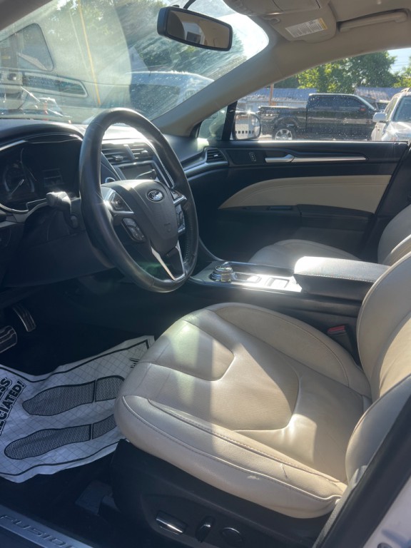 2017 Ford Fusion Image 5