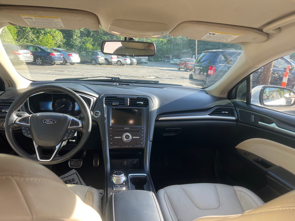 2017 Ford Fusion Image 9