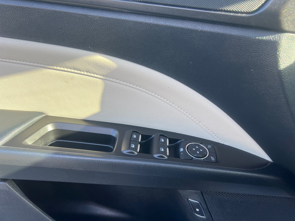 2017 Ford Fusion Image 10