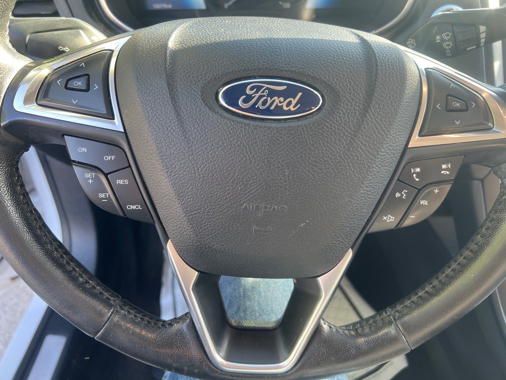 2017 Ford Fusion Image 11