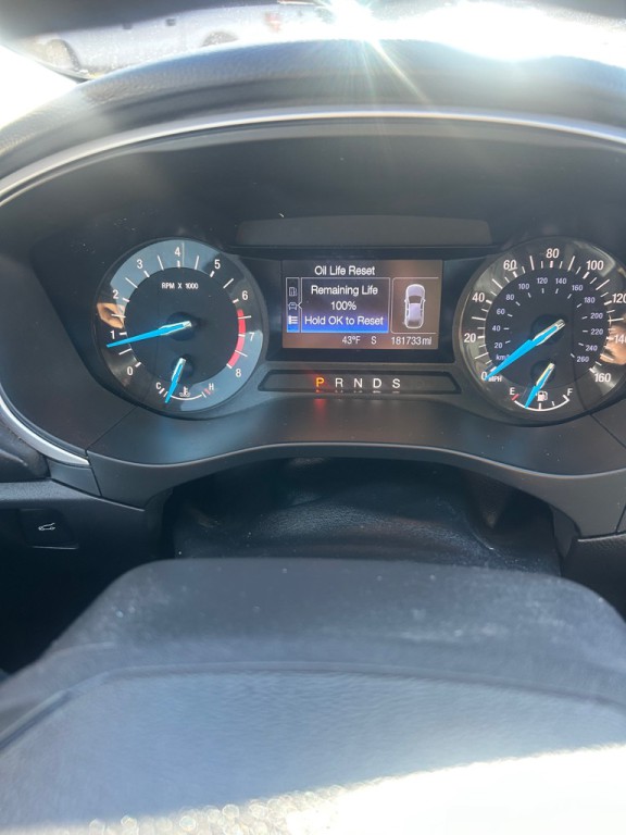 2016 Ford Fusion Image 8