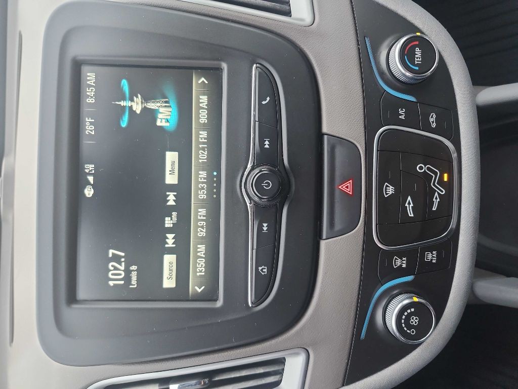 2017 Chevrolet Malibu Image 15