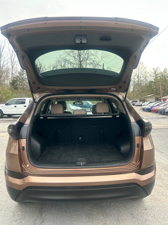 2016 Hyundai Tucson Image 2