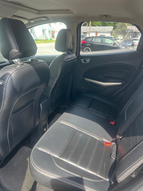 2019 Ford Econoline Image 7