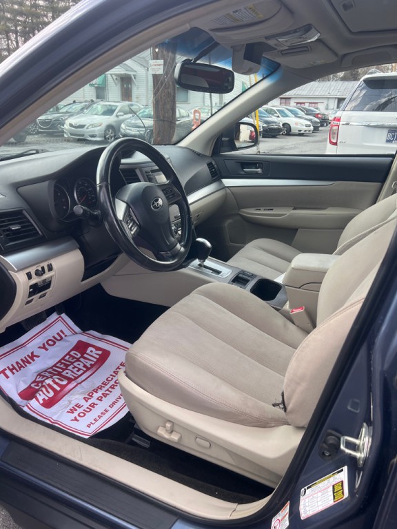2013 Subaru Outback Image 6
