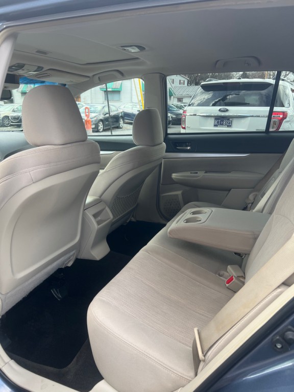 2013 Subaru Outback Image 7