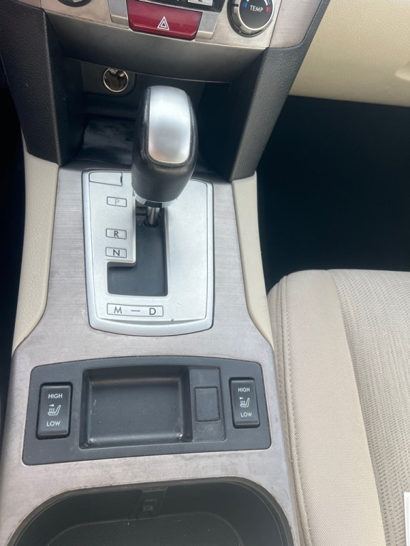 2013 Subaru Outback Image 12