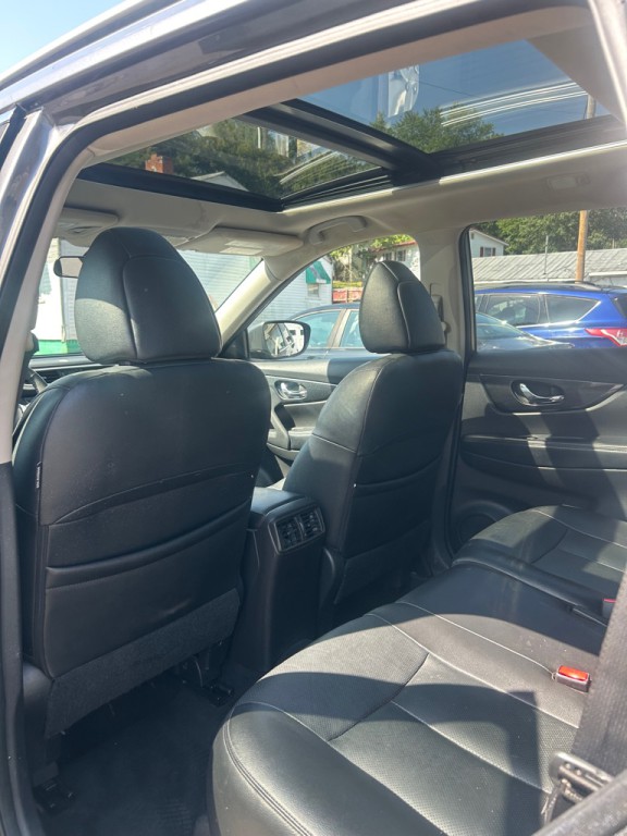 2016 Nissan Rogue Image 9