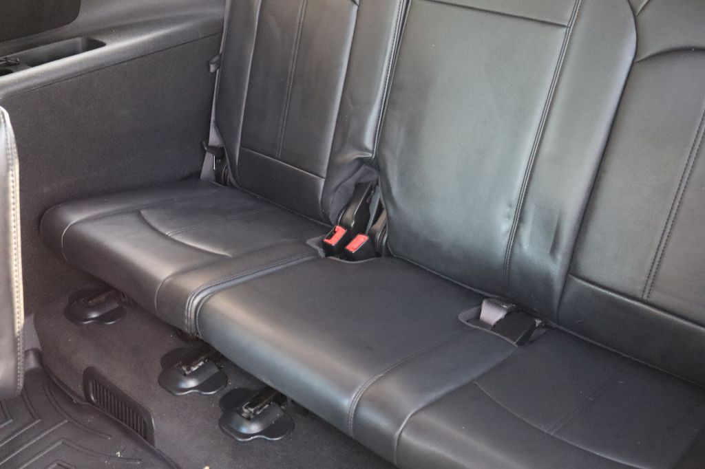 2009 GMC Acadia Image 11