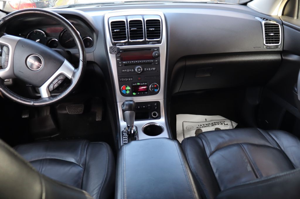 2009 GMC Acadia Image 12
