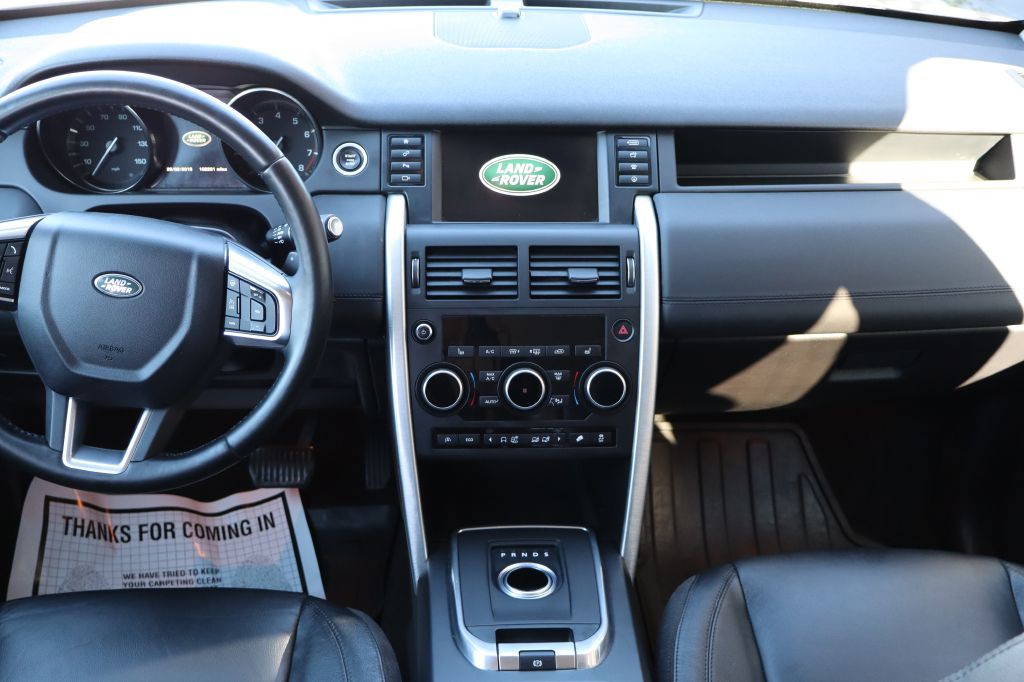 2016 Land Rover Discovery Sport Image 12