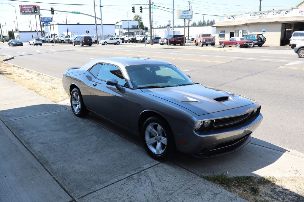 2011 Dodge Challenger Image 4