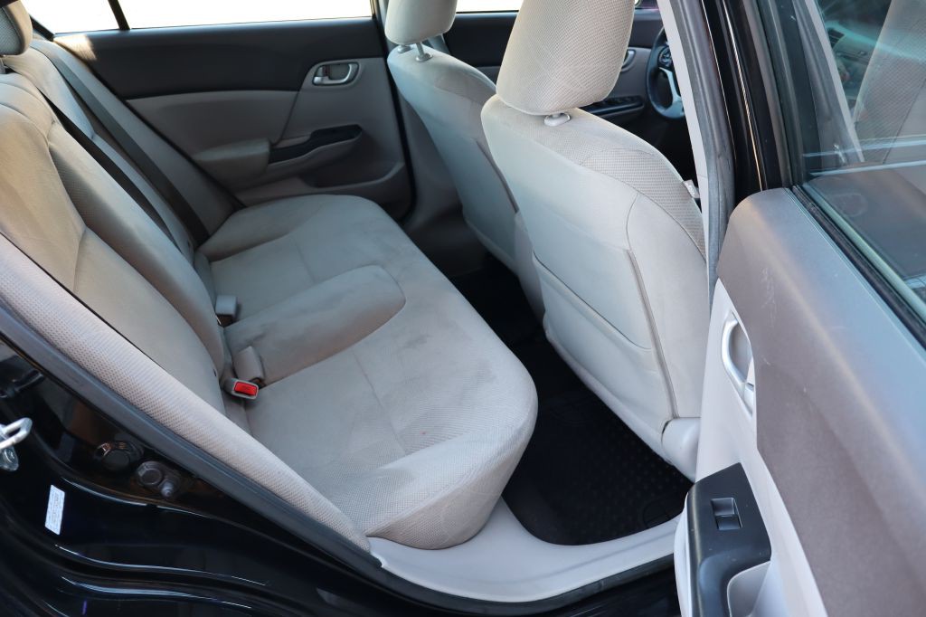 2012 Honda Civic Image 12