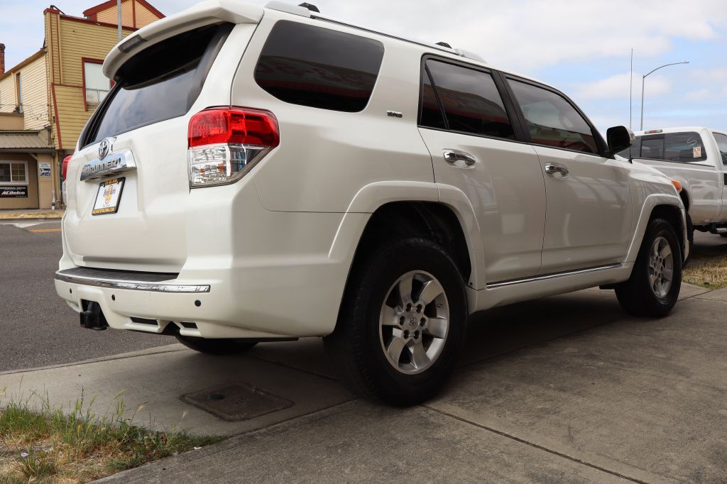 2013 Toyota 4Runner Image 6