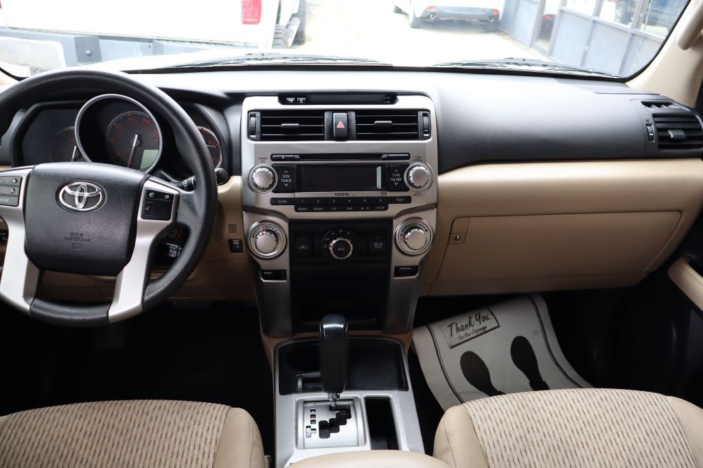 2013 Toyota 4Runner Image 12