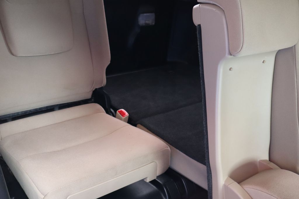 2013 Toyota 4Runner Image 14