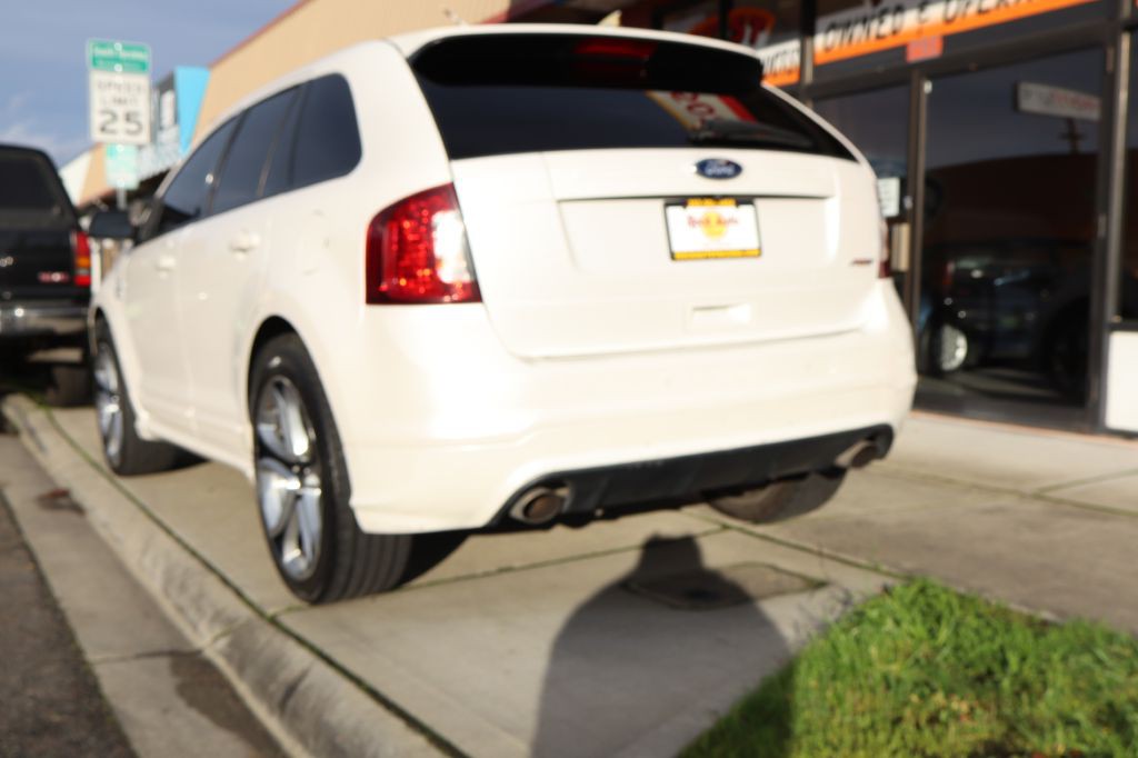 2014 Ford Edge Image 8