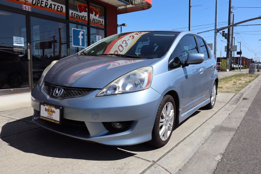 2011 Honda Fit Image 2