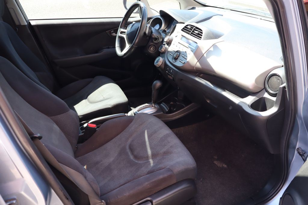 2011 Honda Fit Image 13