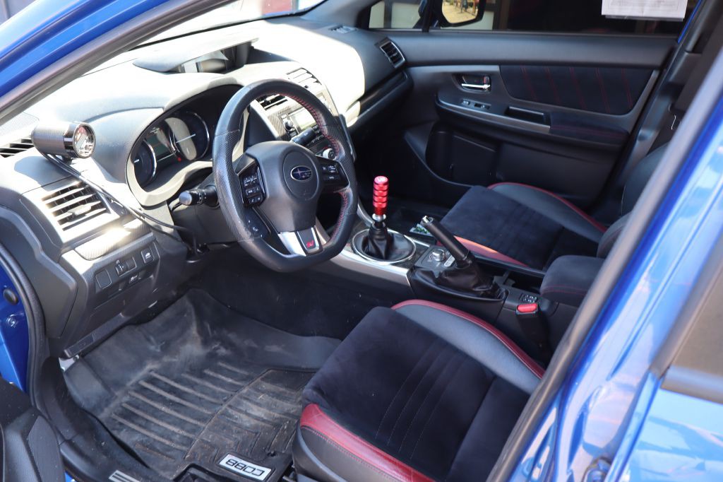 2015 Subaru WRX Image 9