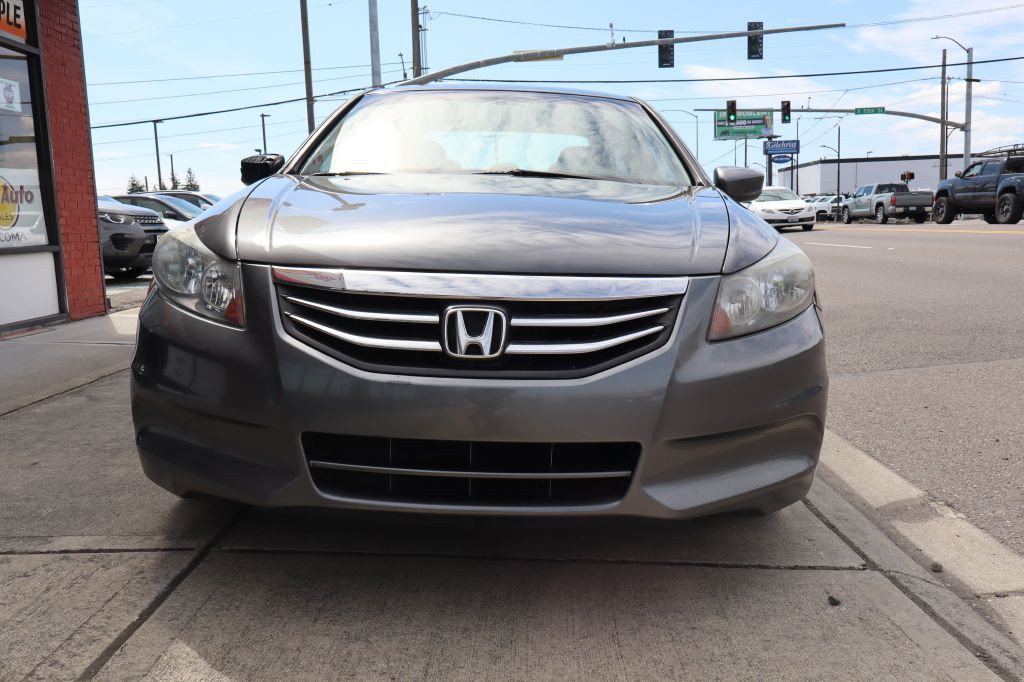 2012 Honda Accord Image 3