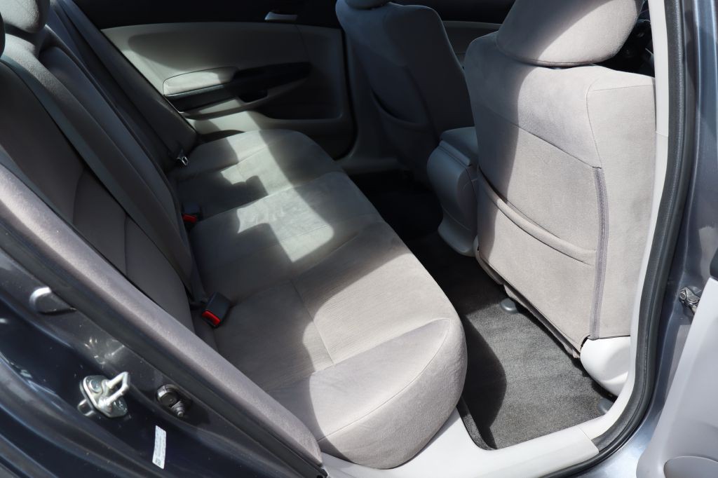 2012 Honda Accord Image 12