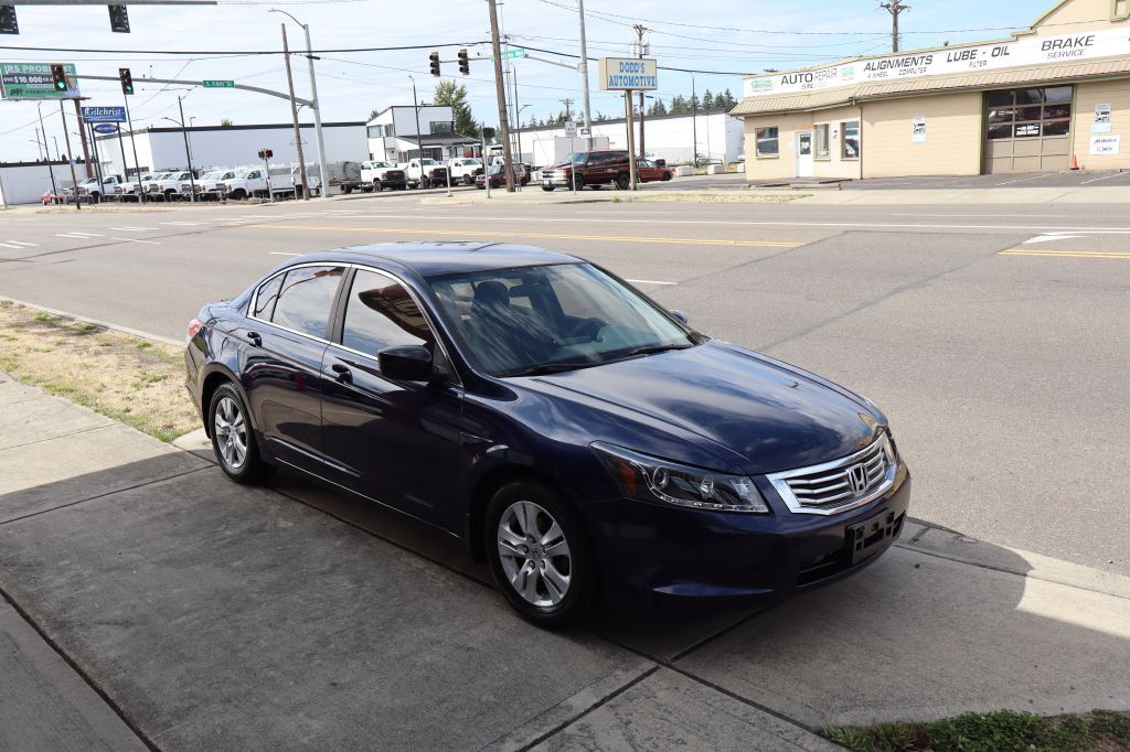 2010 Honda Accord Image 4