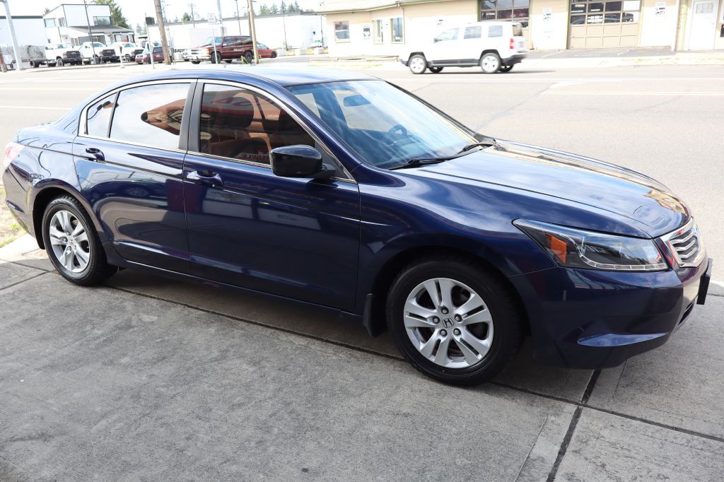 2010 Honda Accord Image 5
