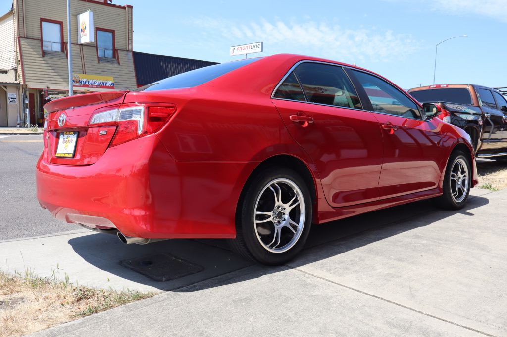 2014 Toyota Camry Image 6