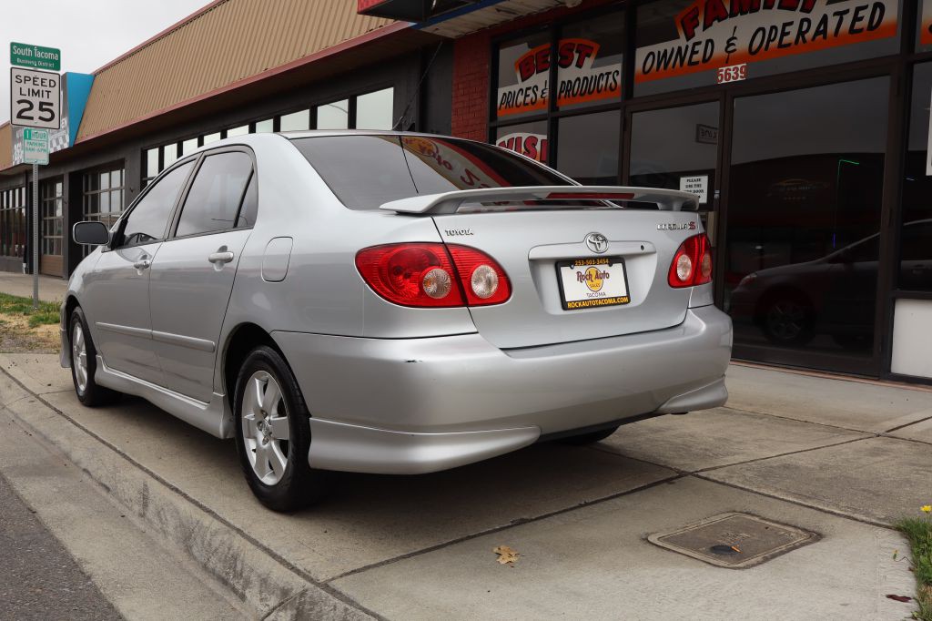 2005 Toyota Corolla Image 8