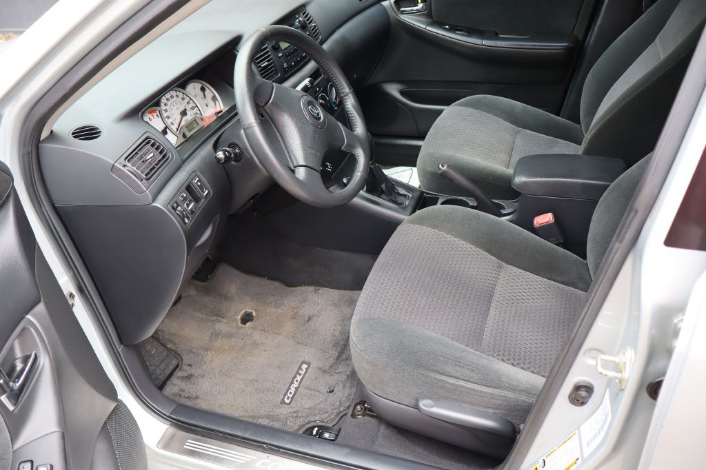 2005 Toyota Corolla Image 9