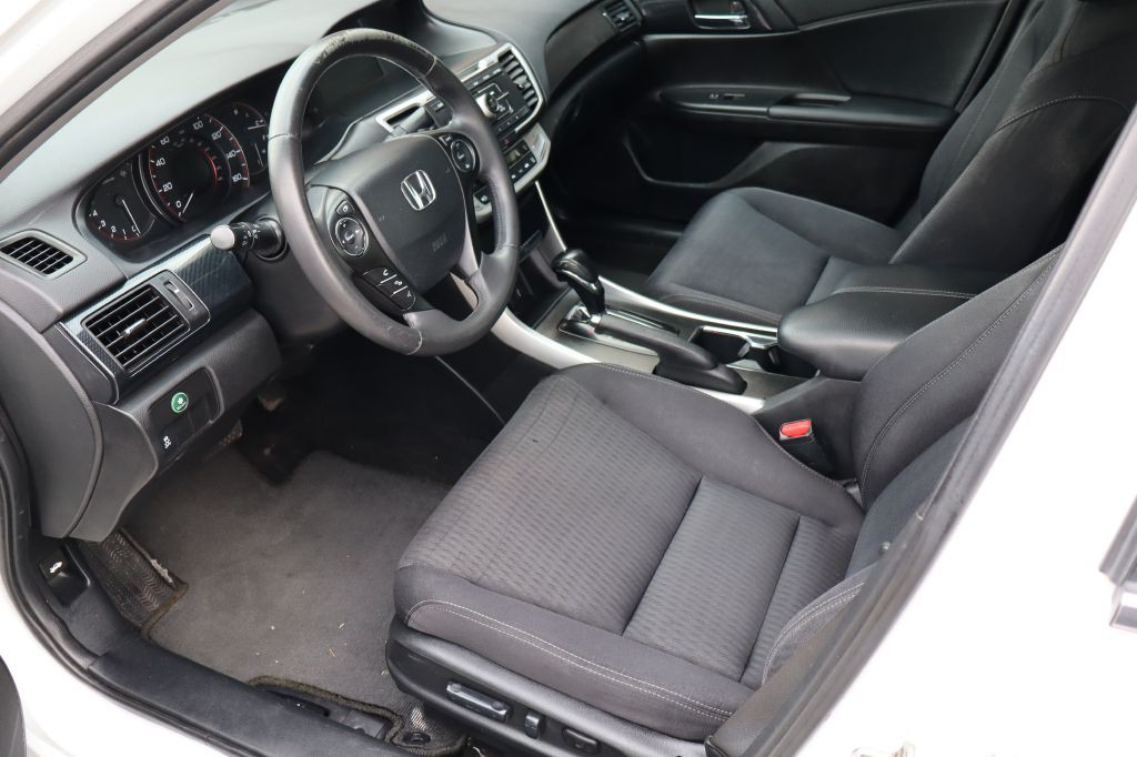 2014 Honda Accord Image 9