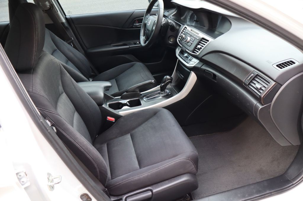 2014 Honda Accord Image 12