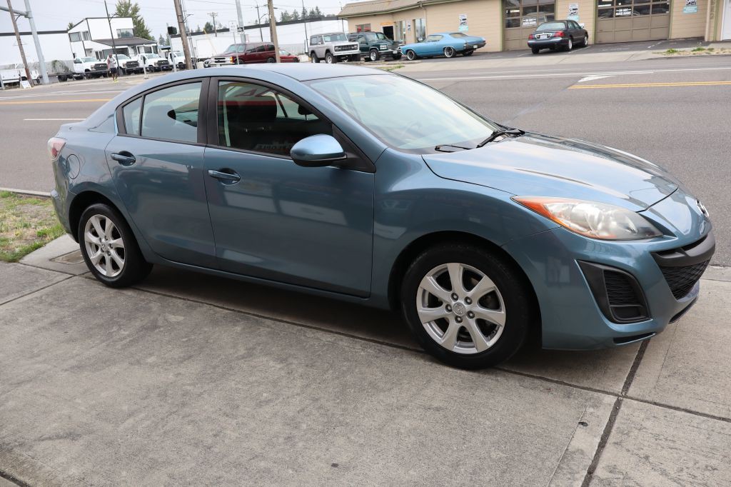 2010 Mazda Mazda3 Image 5
